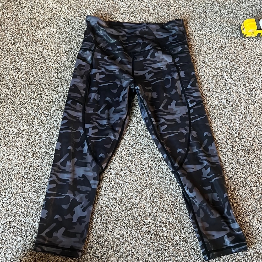 Zyia light and tight